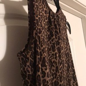 ⭐️Chaps leopard print tank!⭐️